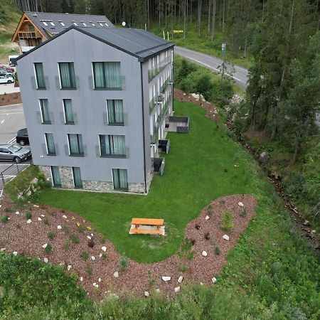 Apartmany Palenica & Ostredok - Galeria Apartments Jasna Lucky 迪马诺卡多林纳 外观 照片